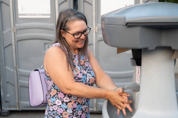 Best Handicap porta potty rental  in Carbondale, KS